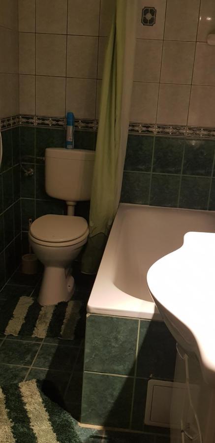 Kalman Panzio Bed & Breakfast Szeged Ngoại thất bức ảnh