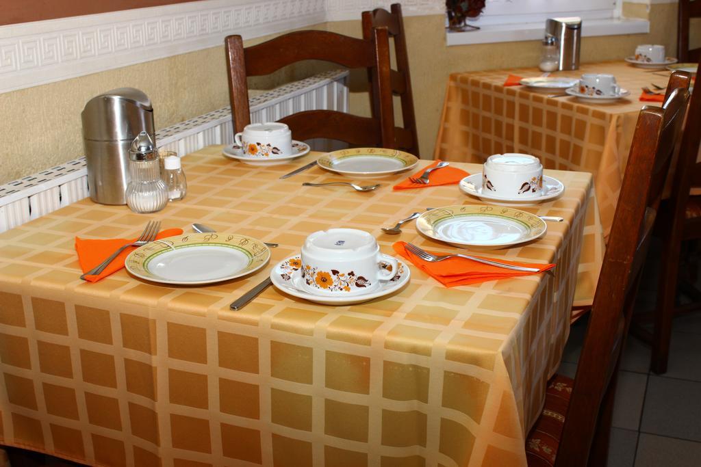 Kalman Panzio Bed & Breakfast Szeged Ngoại thất bức ảnh