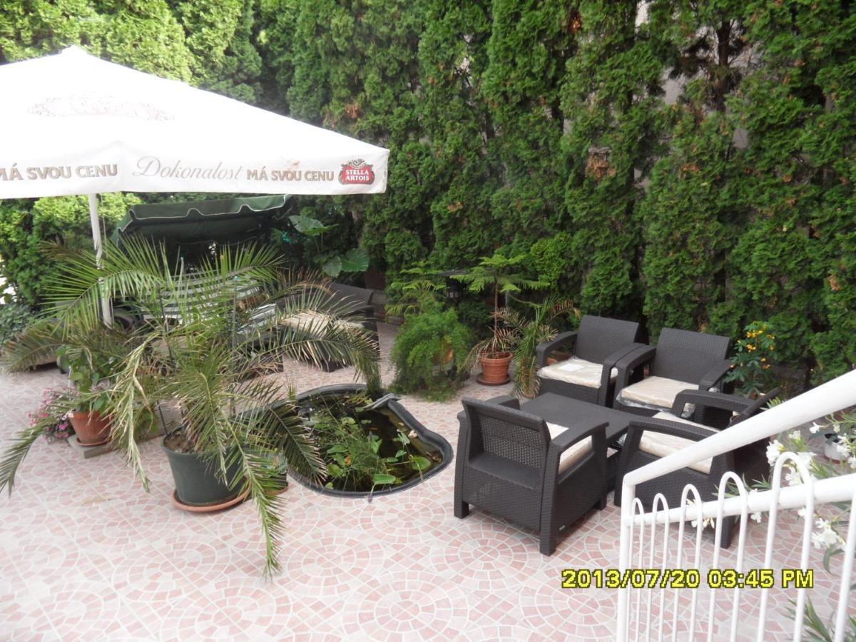 Kalman Panzio Bed & Breakfast Szeged Ngoại thất bức ảnh